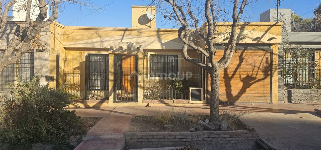 Casa en Alquiler en Las Heras, Mendoza