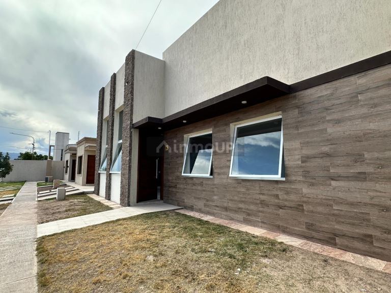 Casa en Venta en Maipu, Mendoza