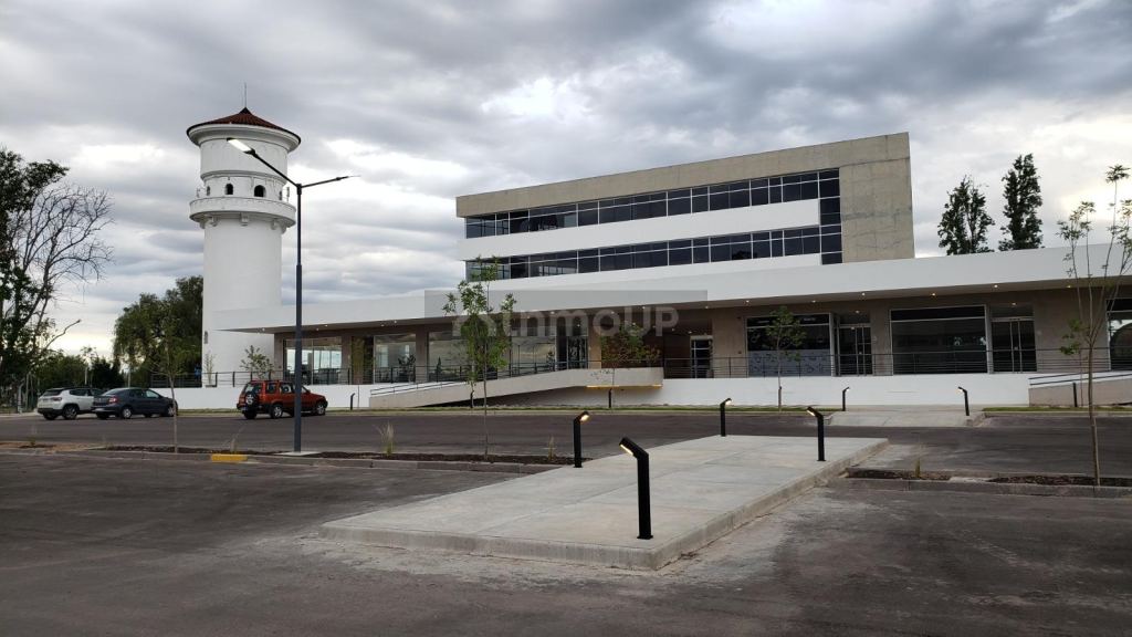Oficina en Alquiler en Maipu, Mendoza