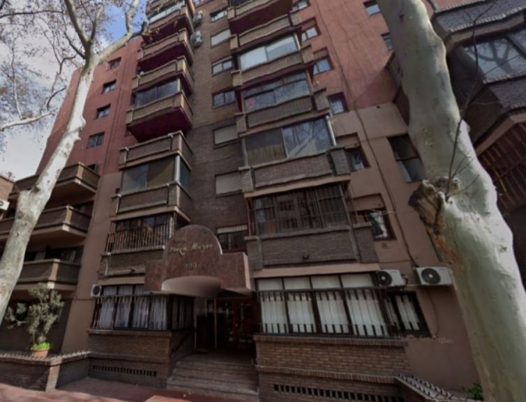 Destacado depto céntrico ( Torre Plaza Mayor ), amoblado y equipado