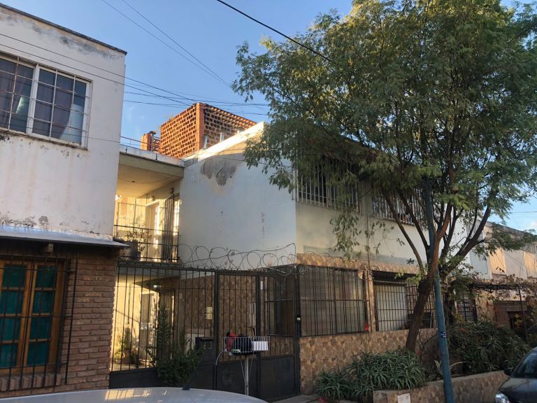 un compacto complejo cerrado