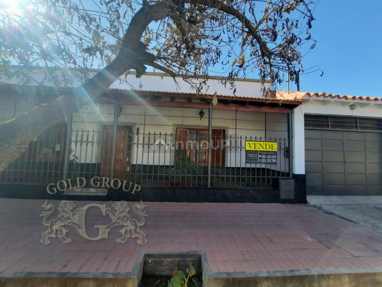 Casa en Venta en Rivadavia, Mendoza