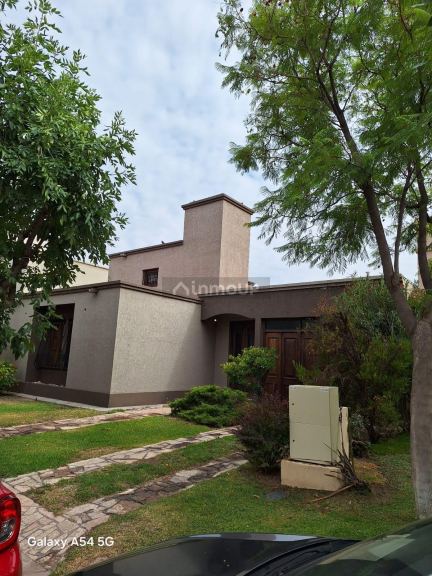 Casa en Venta en Guaymallen, Mendoza