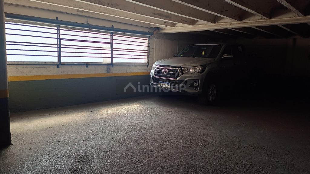 Cochera en Venta en Capital, Mendoza