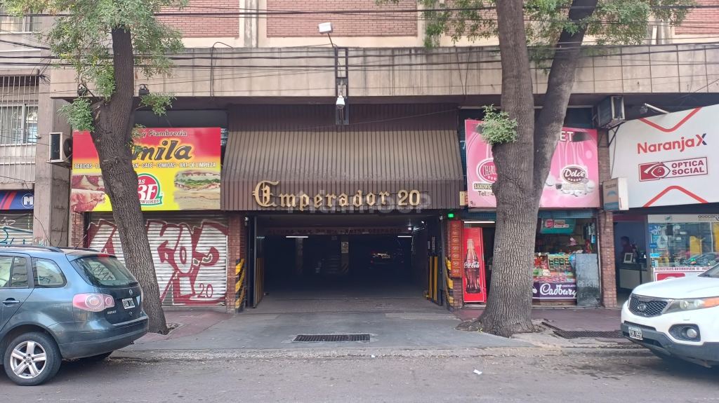 Cochera en Venta en Capital, Mendoza