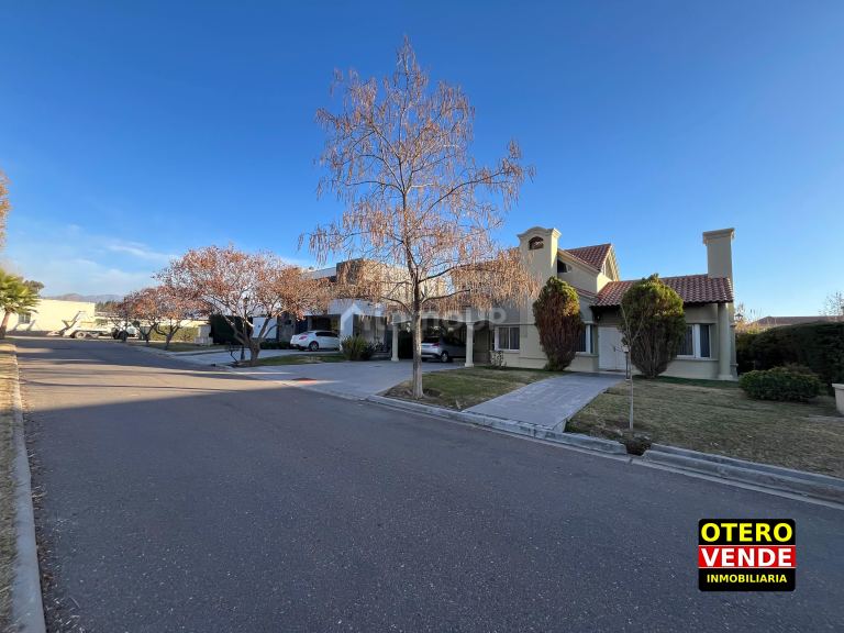Casa en Venta en Lujan de Cuyo, Mendoza
