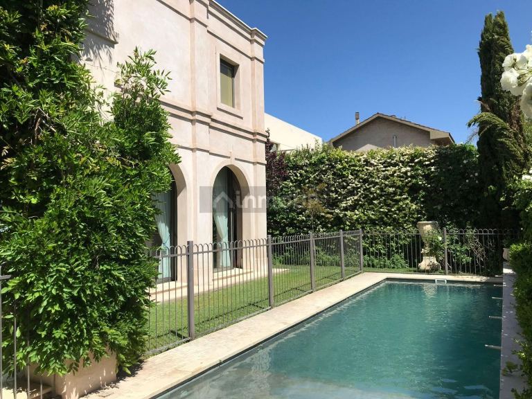 Casa en Venta en Capital, Mendoza