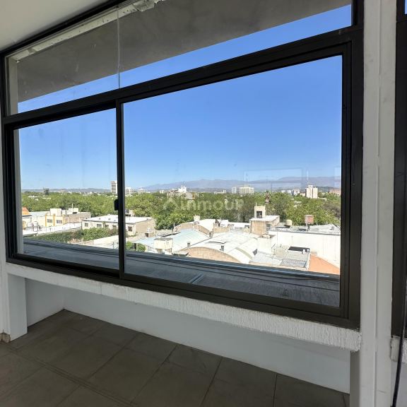Oficina en Venta en Capital, Mendoza