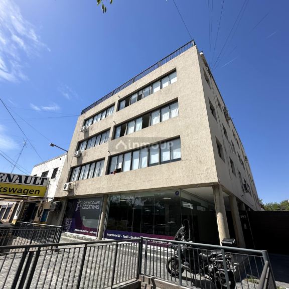 Oficina en Venta en Capital, Mendoza
