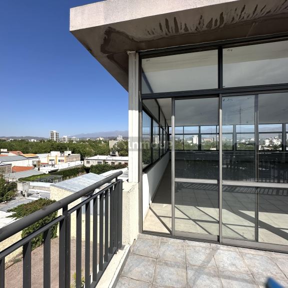 Oficina en Venta en Capital, Mendoza