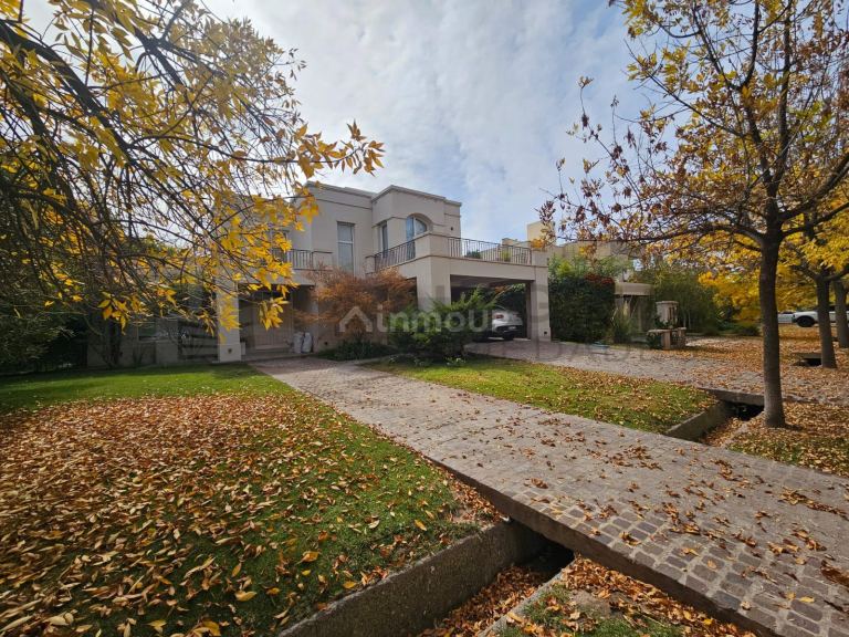 Casa en Alquiler en Lujan de Cuyo, Mendoza
