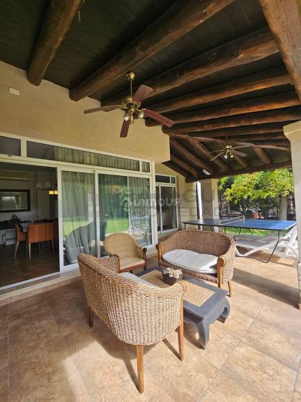 Casa en Alquiler en Lujan de Cuyo, Mendoza