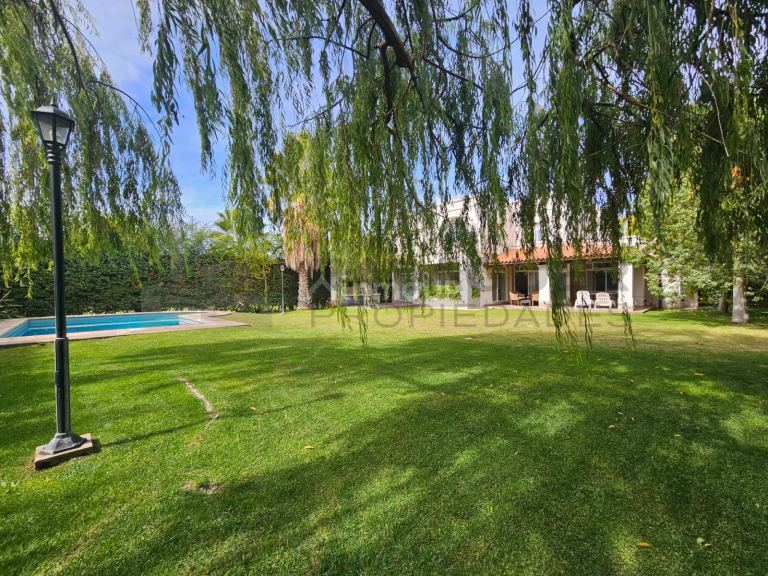 Casa en Alquiler en Lujan de Cuyo, Mendoza