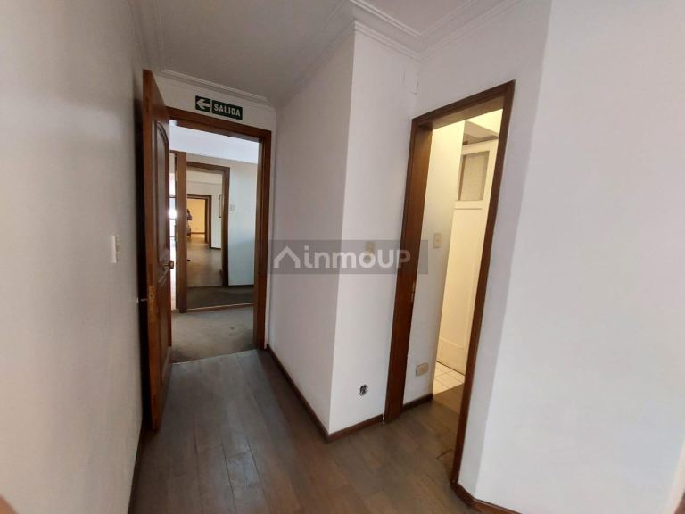 Oficina en Venta en Capital, Mendoza